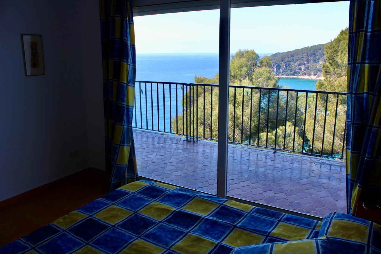 Apartamentos Cala Llevado Tossa de Mar Esterno foto