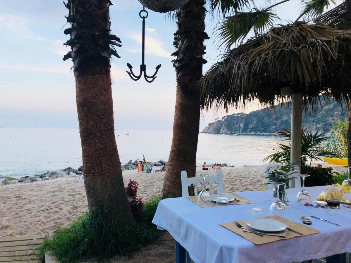 Apartamentos Cala Llevado Tossa de Mar Esterno foto
