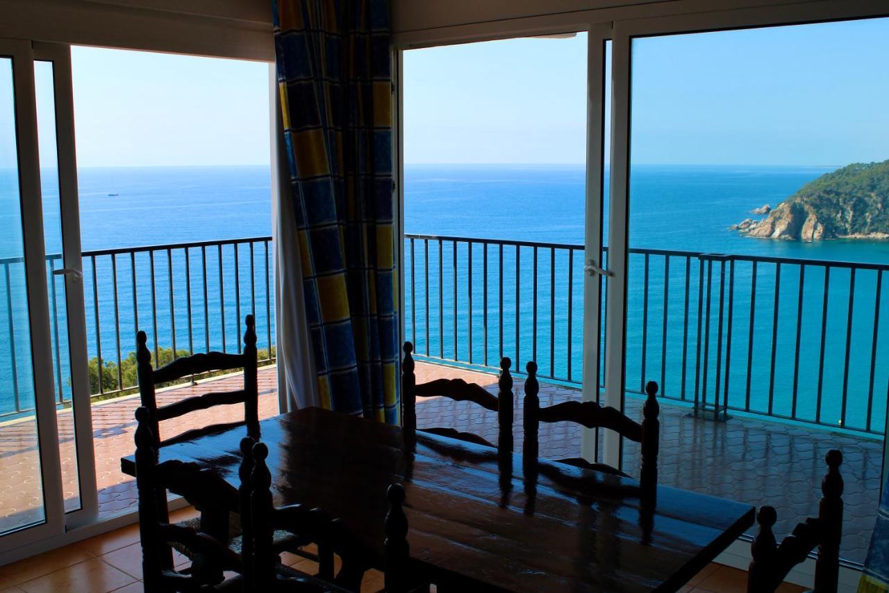 Apartamentos Cala Llevado Tossa de Mar Esterno foto