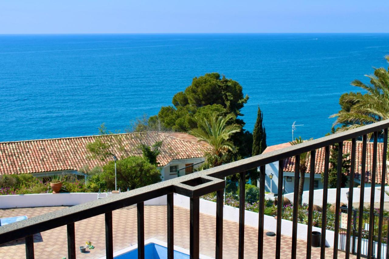 Apartamentos Cala Llevado Tossa de Mar Esterno foto