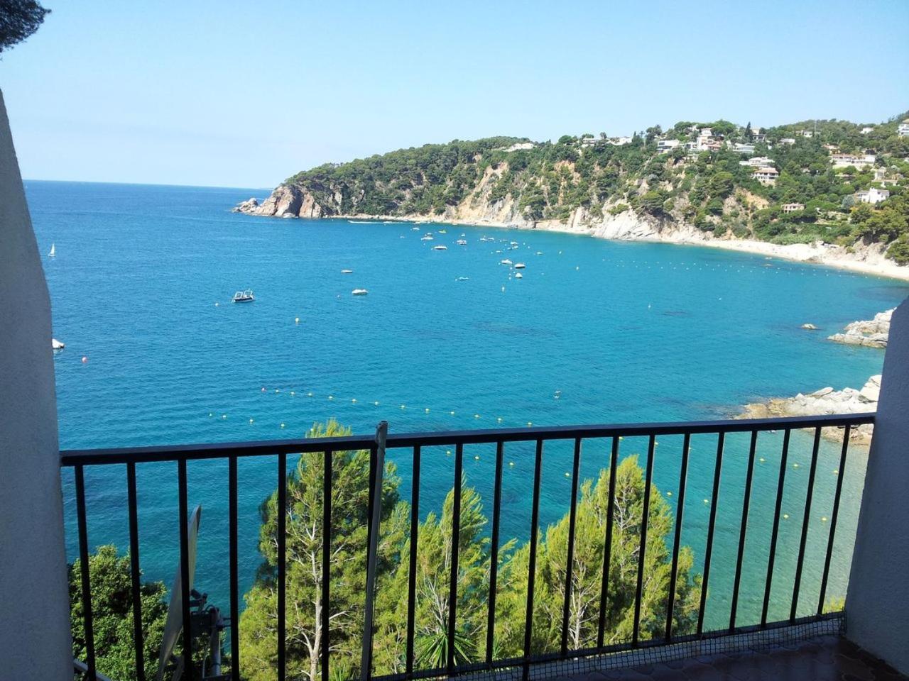 Apartamentos Cala Llevado Tossa de Mar Esterno foto
