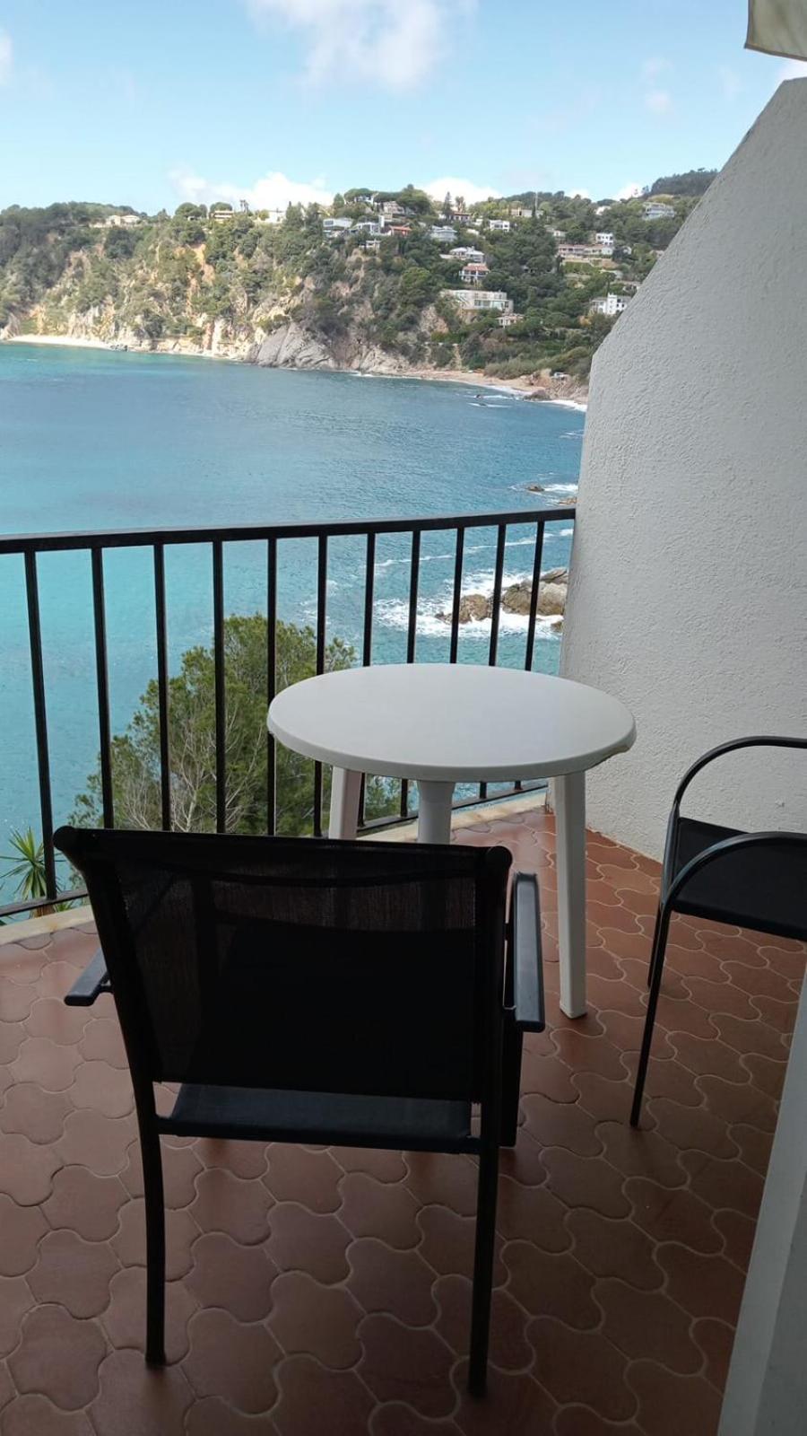 Apartamentos Cala Llevado Tossa de Mar Esterno foto